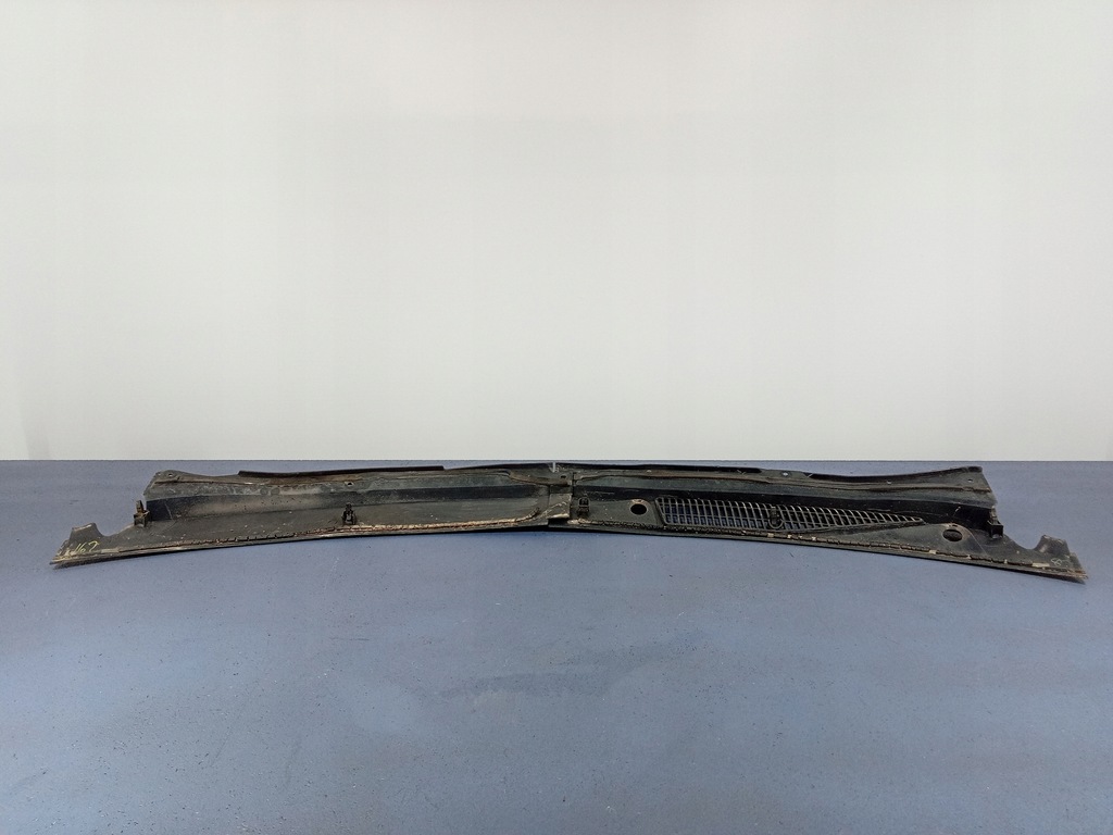 фото №4, Ford cougar 98- жабо пластиковый верхний eu