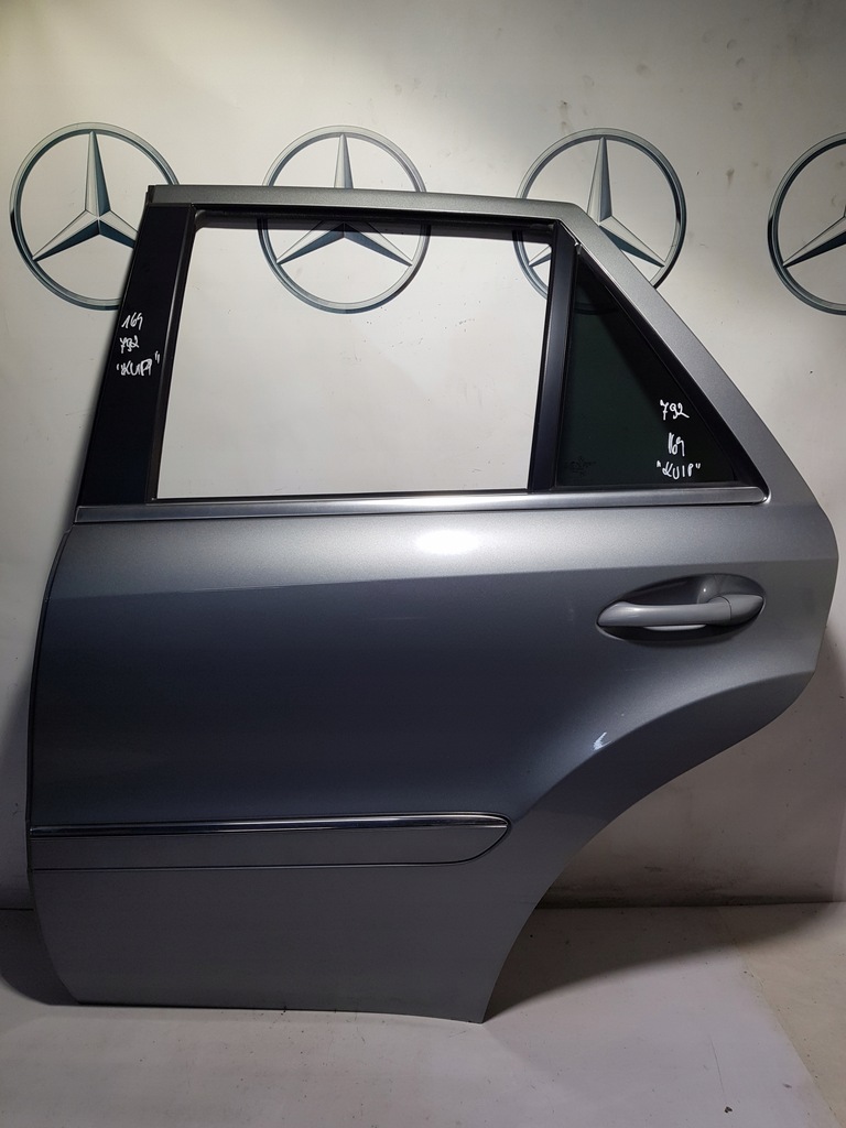 фото №1, Двері лівий задня mercedes ml w164 c792 792