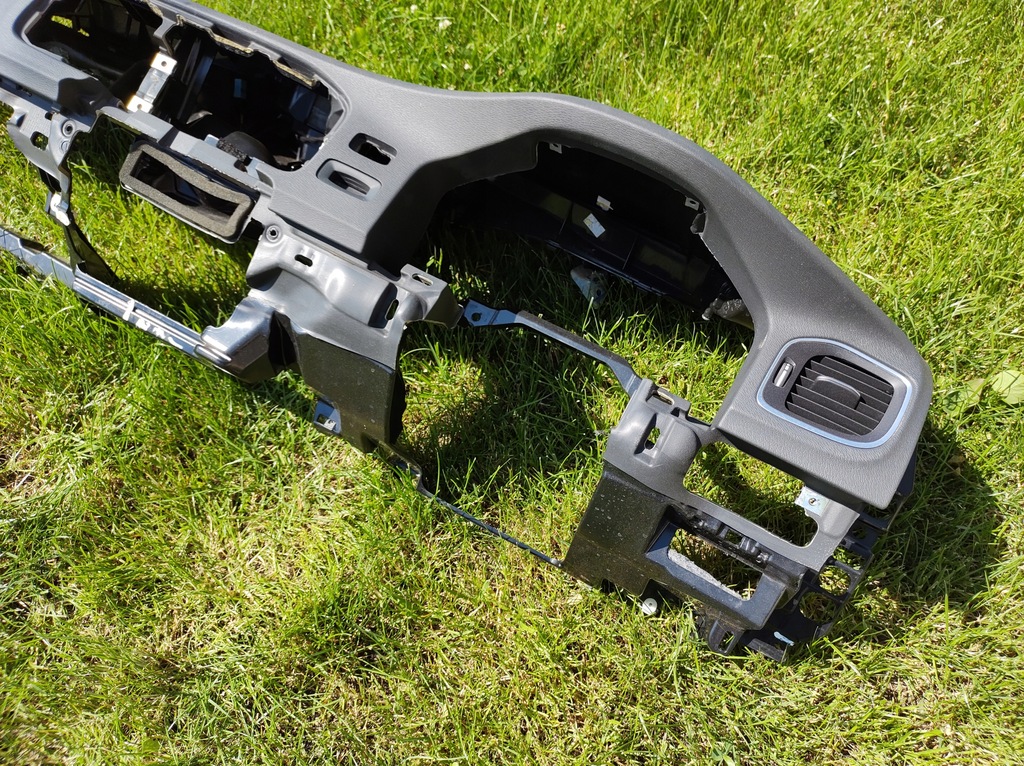 фото №6, Volvo s60 13- панель приладів консоль панель приладів uk