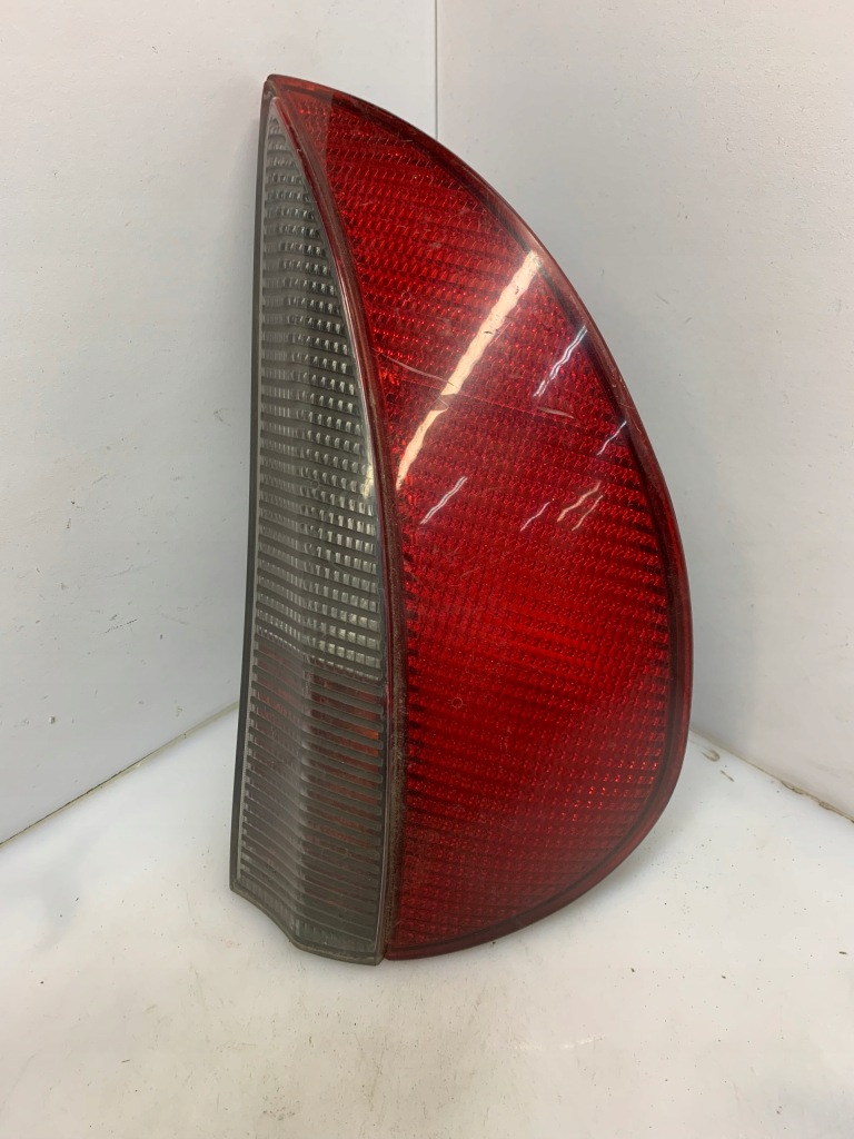 Купить Фара задняя левая 38490748 lancia ypsilon fca