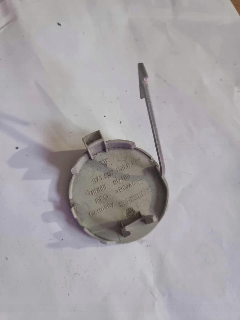 фото №8, Porsche panamera 971 - заглушка фаркоп бампера перед 971807155b