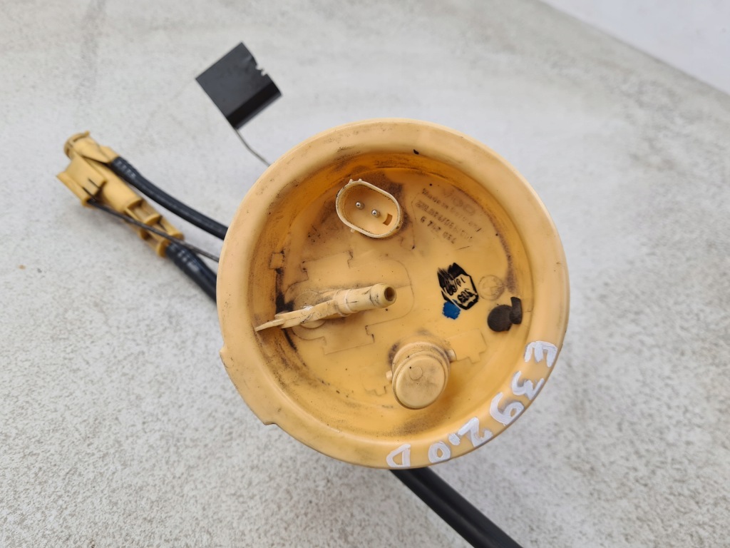 Bmw e46 2.0d датчик уровня топлива 6752054 с Разборки