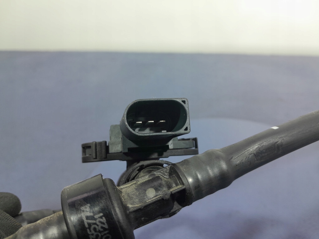 фото №5, Bmw 3 g20 g21 m3 g80 клапан вентиляционный с шланги 7643106