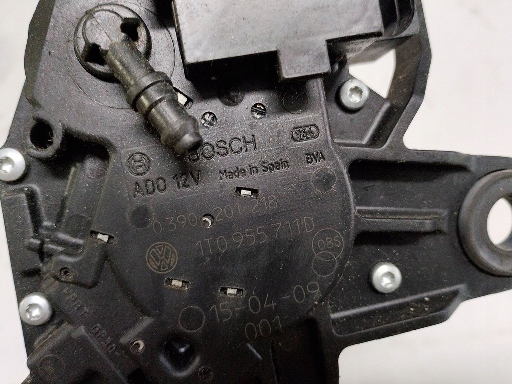 фото №5, Volkswagen моторчик двірники задня 1t0955711d europa