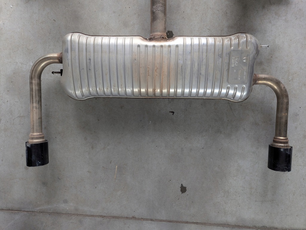 фото №9, Bmw 2 f44 gran coupe 2019-2024 2.0 бензин 220i гаситель труба выхлопная