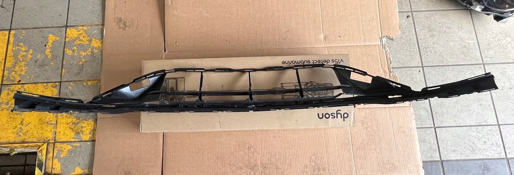 фото №6, Підсилювач накладки спойлер ґрати бампера перед mercedes eqs v297 amg