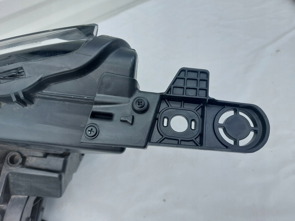 фото №13, Лампа правый перед citroen c4 iii full led eu