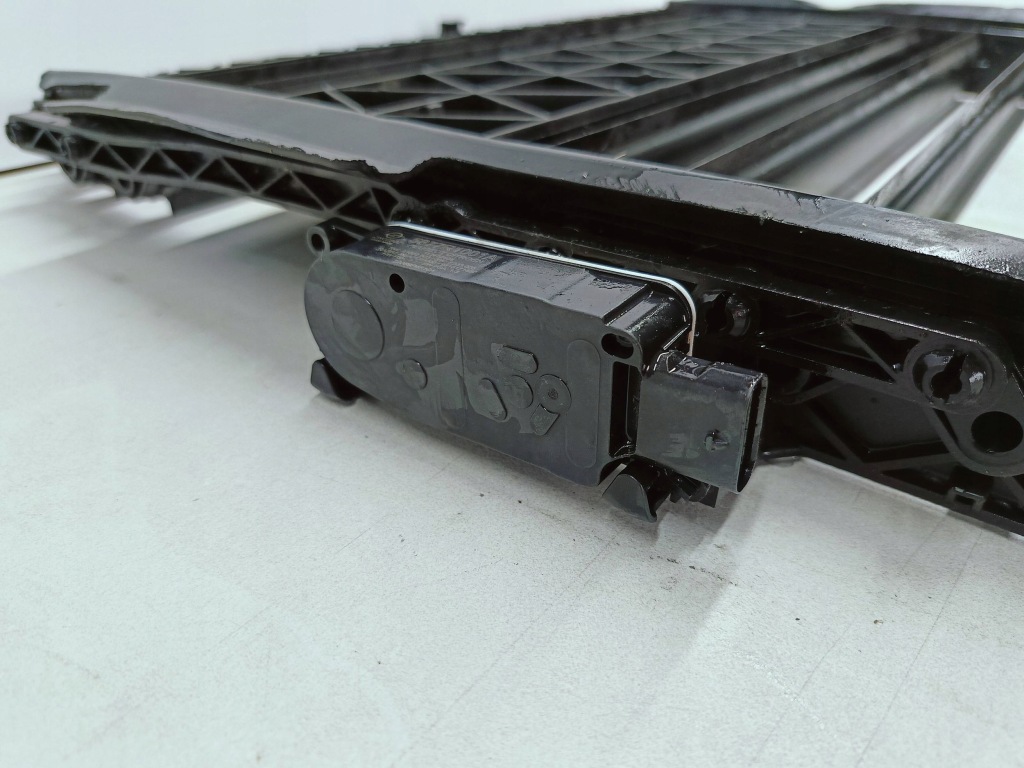 фото №10, Corsa f mokka b 208 ii 19- шторка жалюзі повітропровід впуск повітря 1138316