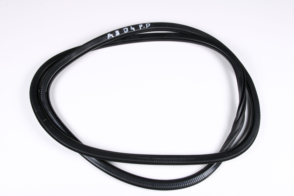 фото №1, Audi a8 d4 прокладка кузовна двері правий перед