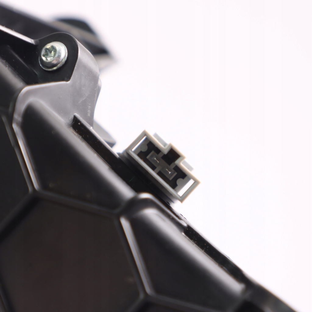 фото №10, Mercedes w251 впуск обдув воздуха консоли центральной задний a2518300303