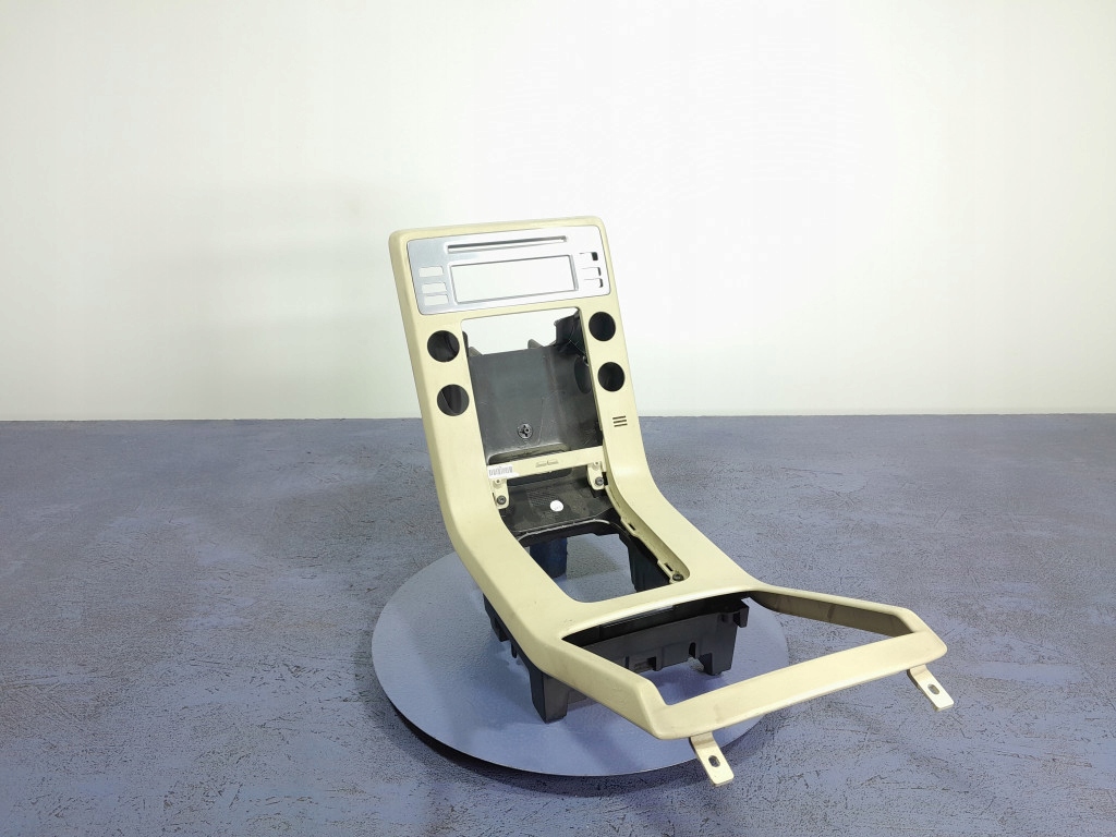 фото №1, Volvo s80 ii защита рамка радио панель 30643647 30672195