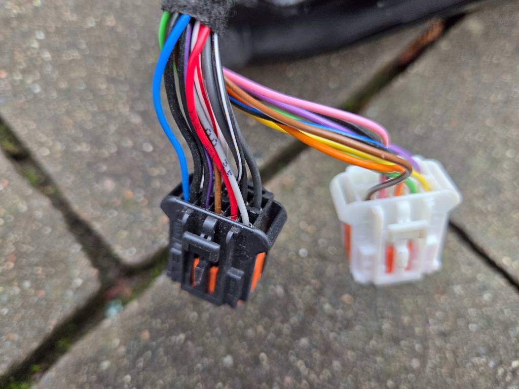 Peugeot 3008 ii 5008 ii дзеркало праве 19pin 11+8 europa 16-2024 чорні Ціна