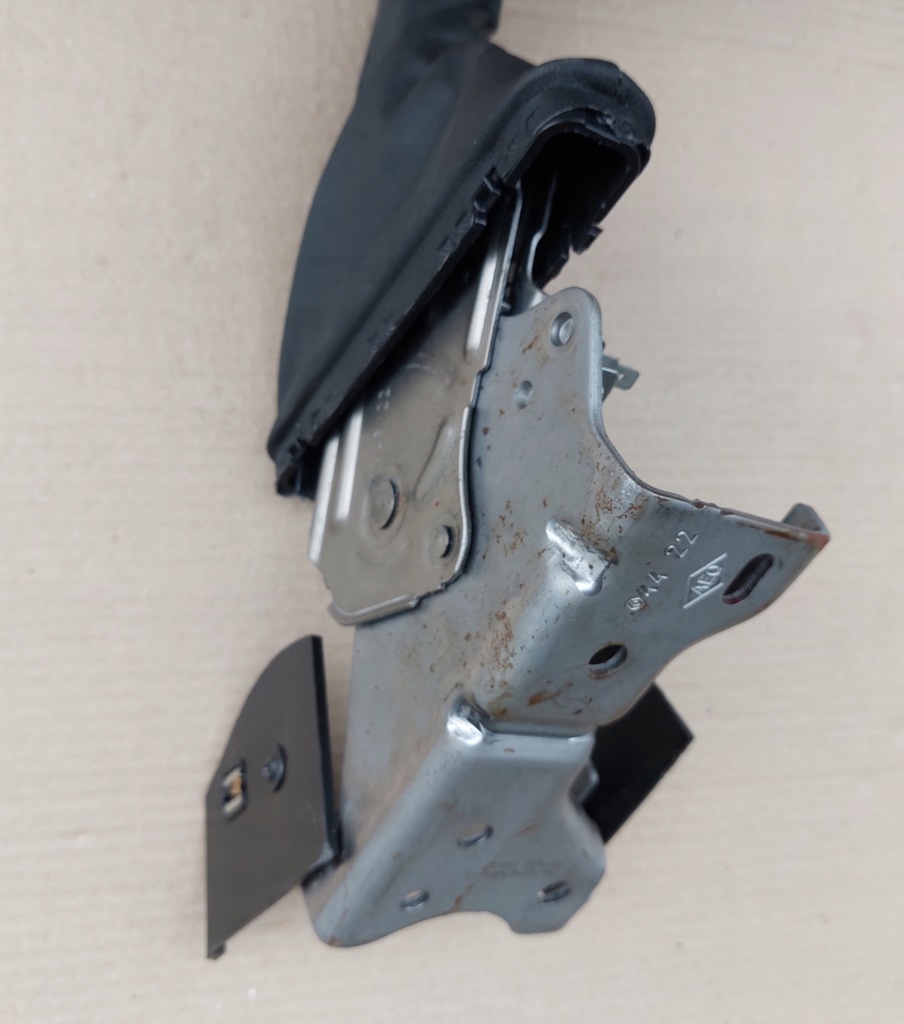 фото №8, Dacia duster ii рычаг тормоза ручного 363121408r оригинальный номер europa