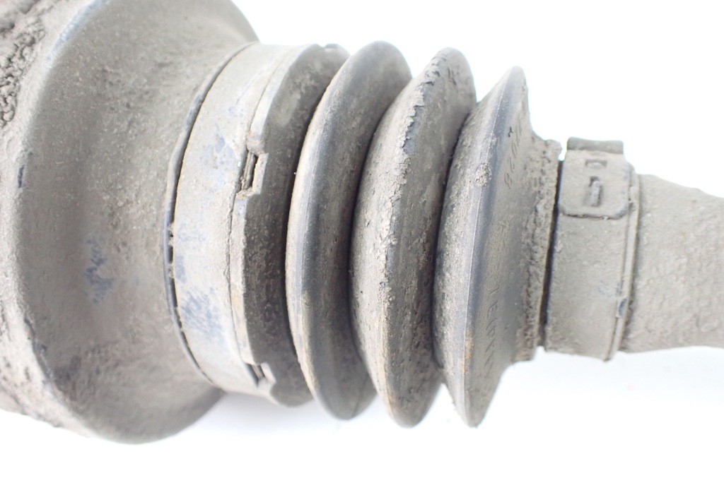 фото №4, Mercedes cl203 coupe приводной вал правая задняя europa