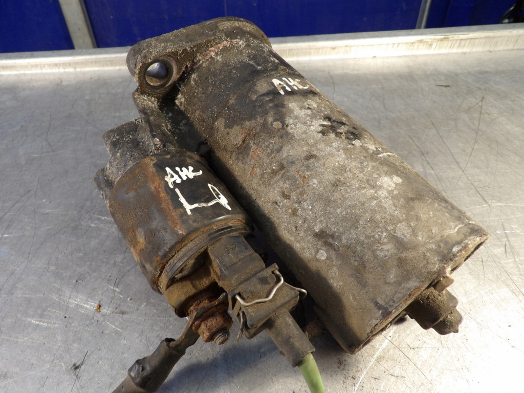 Стартер skoda octavia 1 0001125005 020911023 Київ