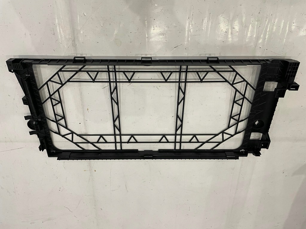 фото №1, Volvo xc40 c40 рамка радіатора кондиціонера 31686203