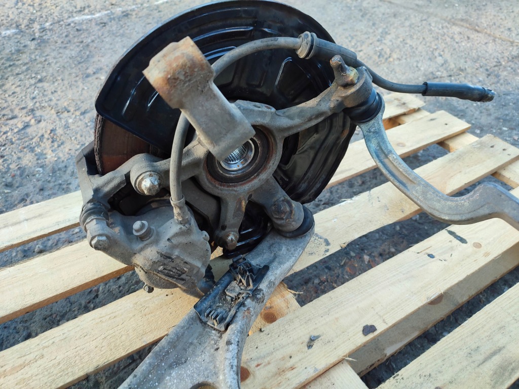 фото №3, Mercedes w156 gla передня права поворотний кулак важіль амортизатор