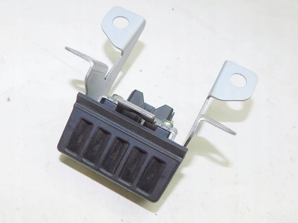 фото №2, Hyundai tucson 2005r замок контактор кришки задня