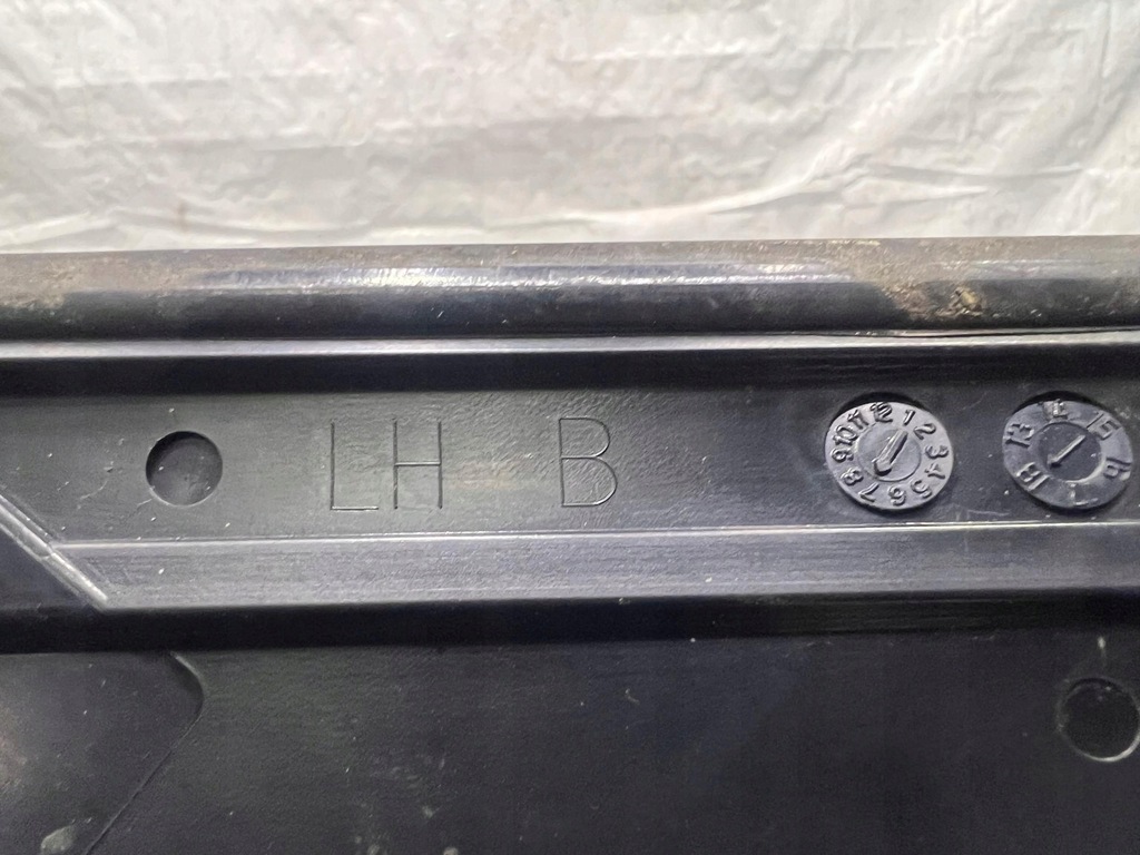 фото №6, Fiat 500 lift 1.2 заглушка крила