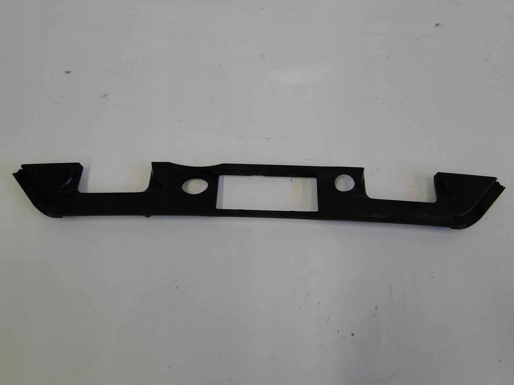 фото №2, Mercedes sl r230 230 заглушка замка кришки задній