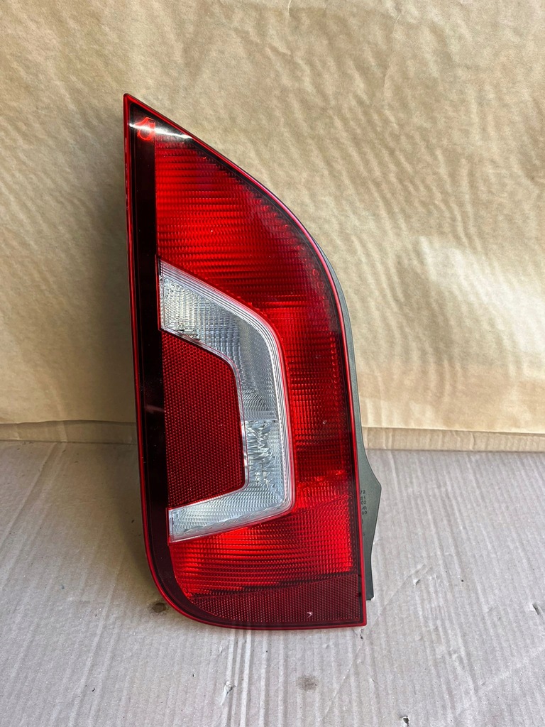 фото №1, Лампа левая задняя vw up przed lift oem 1s0945095g