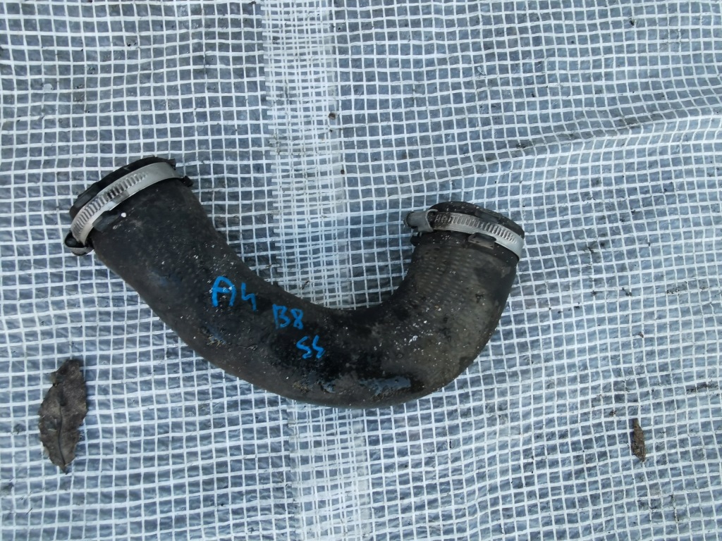 фото №1, Audi a4 b8 8k0 2.0 tfsi труба шланг wąż воздуха интеркулер 8k0145709h