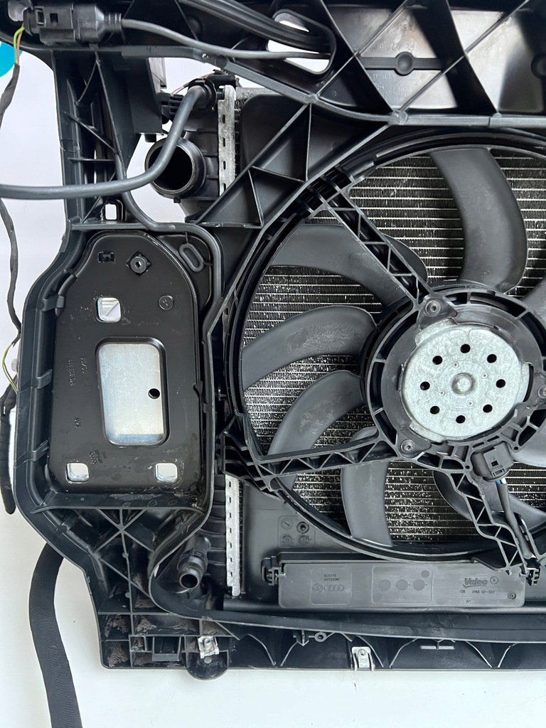 фото №9, Pas передний радиатор audi a5 8t 2.7 tdi механическая коробка передач