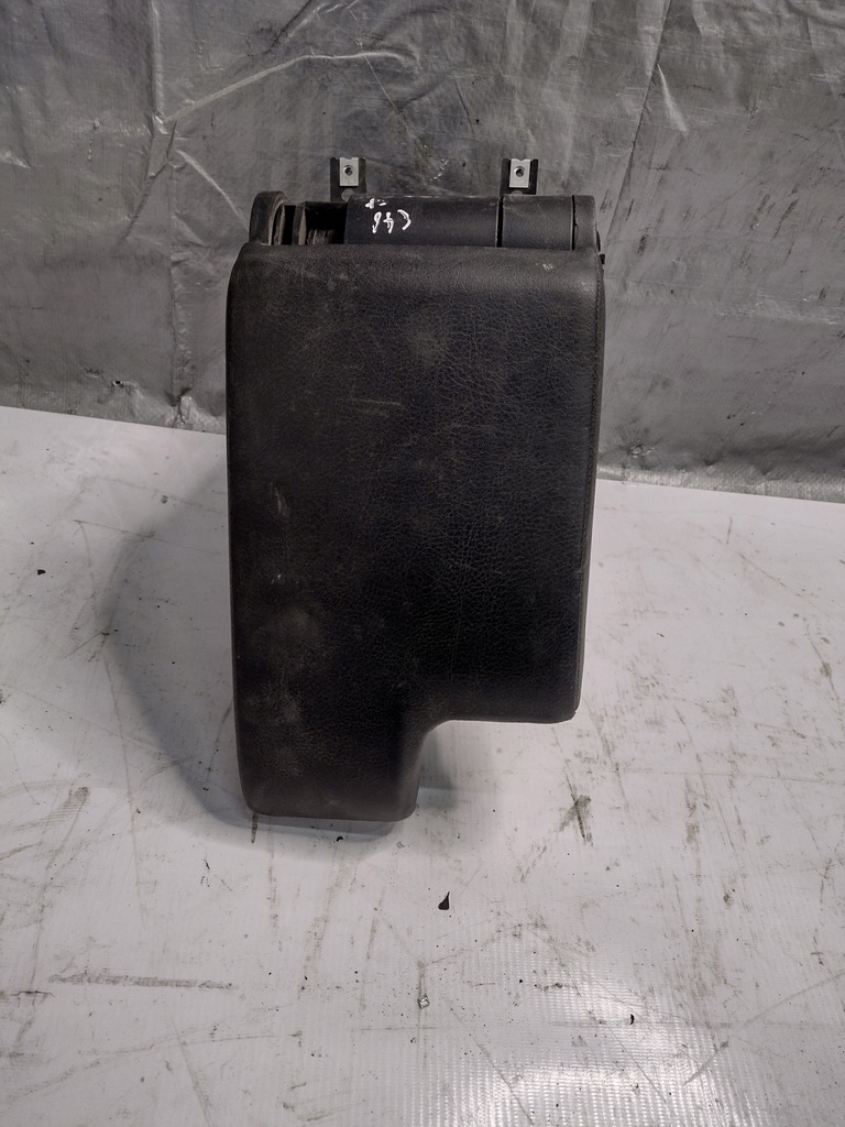 фото №1, Подлокотник bmw e46 8213678