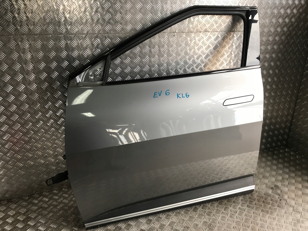 фото №1, Kia ev6 дверь перед передние левая полный цвет klg