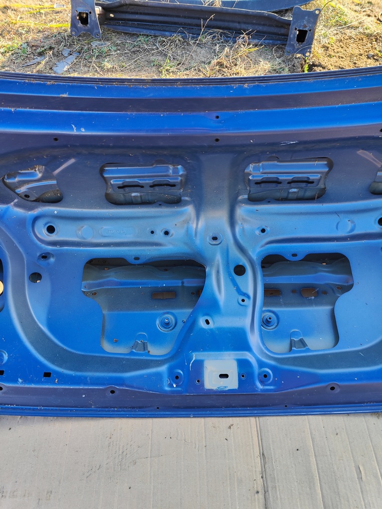 фото №13, Крышка багажника задняя крышка toyota avensis t27 sedan