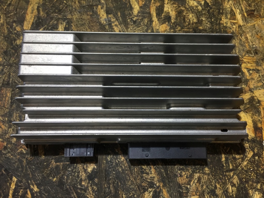 фото №1, A4 b8 a5 8t усилитель bang olufsen 8t0035223ap