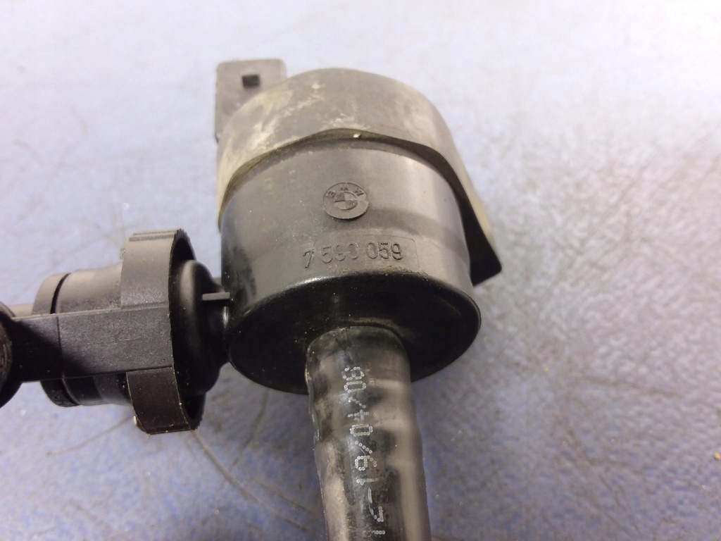 фото №6, Bmw x6 e71 35i клапан вентиляционный 7590059