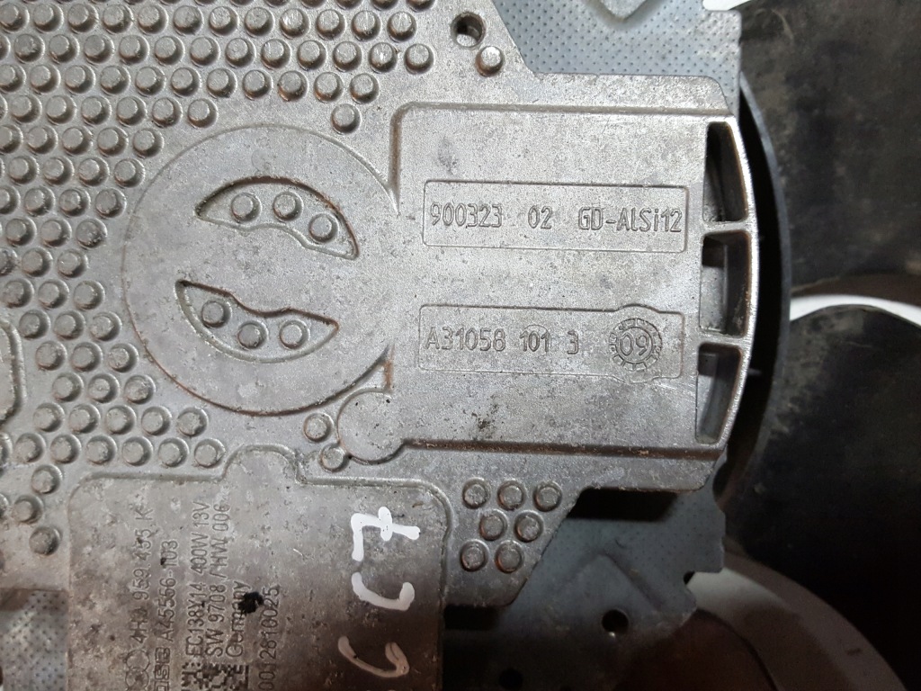 Audi a6 c7 4g 10-14r 3.0 tdi вентилятор радіатора в Україні