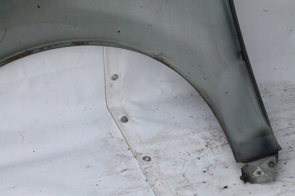 фото №5, Volvo c70 ii 2005r- крила правий перед передній