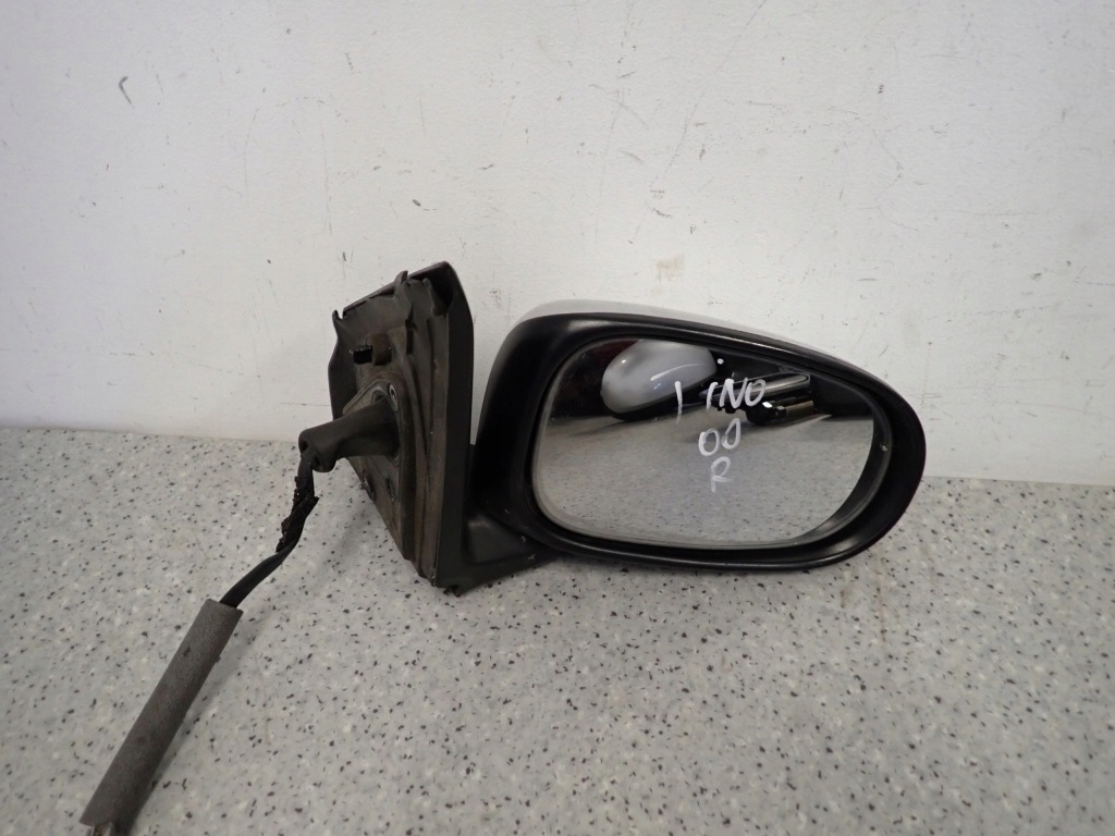 фото №1, Almera tino 00-06 зеркало правое 3 контакты