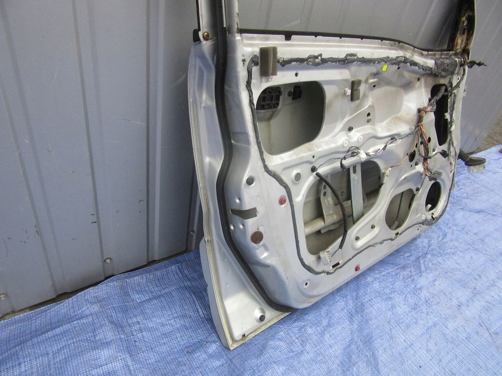 фото №12, Suzuki grand vitara i 2002 дверь левая перед полный