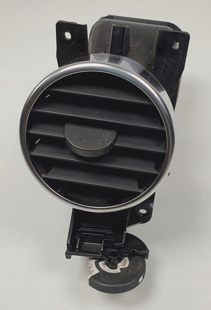 фото №1, Решітка обдув права land rover discovery iv l319