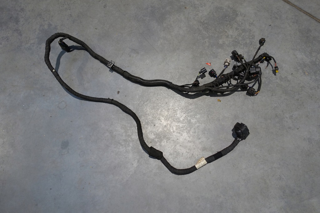 фото №1, Vw touran електропроводка двигуна