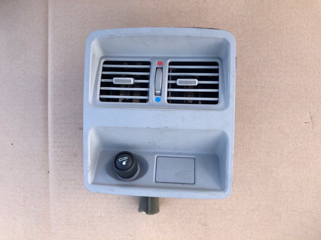 фото №1, Решётка обдув задняя kia opirus 02-07