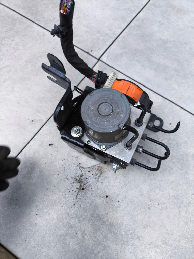 Купить Ds7 citroen 2019 crossback citroen 2019 насос abs 9829939880 e