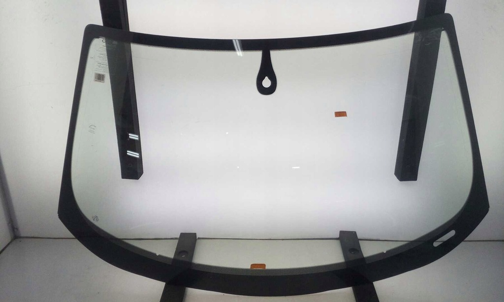 фото №1, Стекло лобовое audi r8 2007- датчик антенна оригинал