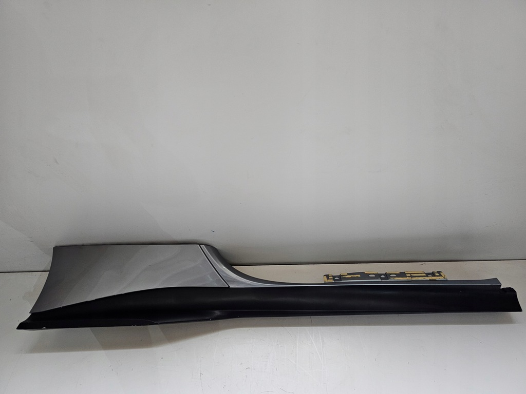 фото №1, Ferrari sf90 xx stradale молдинг поріг права