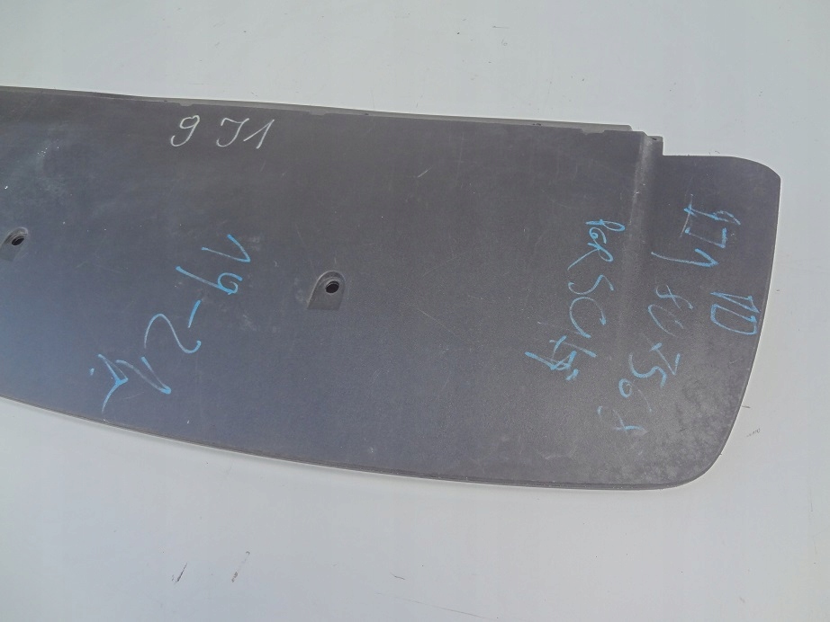 фото №10, Спойлер дифузор бампера задня антена модуль кришки 9j1962253b porsche taycan