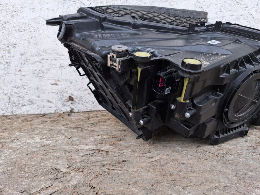 Audi q3 2019-24 рік фара ліва оригінал в Україні