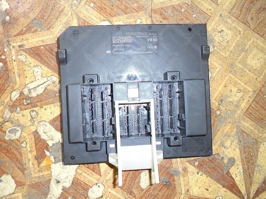 фото №1, Audi a3 8v модуль комфорта 5q0937084q