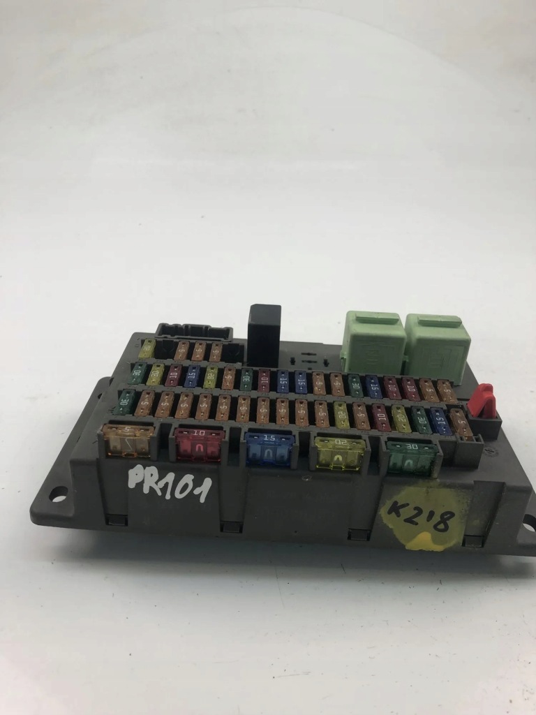 Коробка запобіжників mini cooper r50, r53 518030507 25830974 2003 Ціна