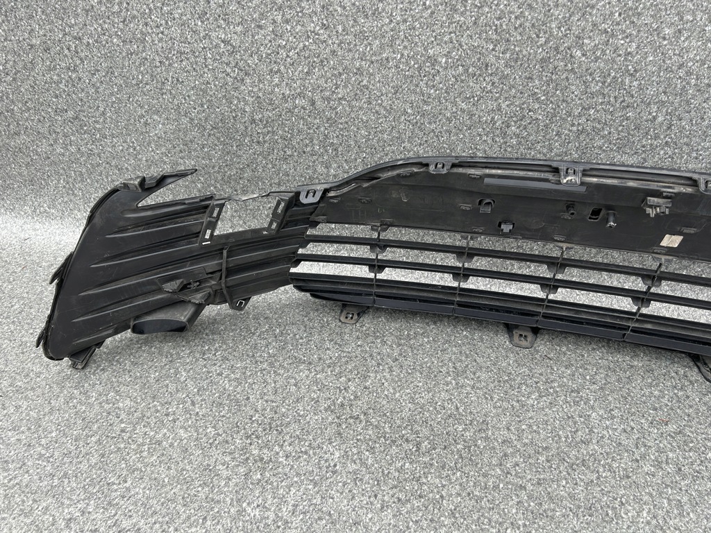 фото №9, Решётка бампера перед toyota camry viii lift 53113-33120
