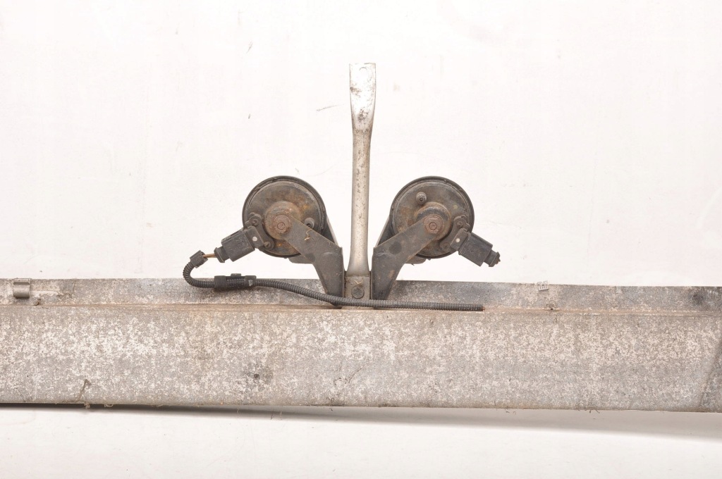 фото №8, Audi tt 8j3 балка бампера перед