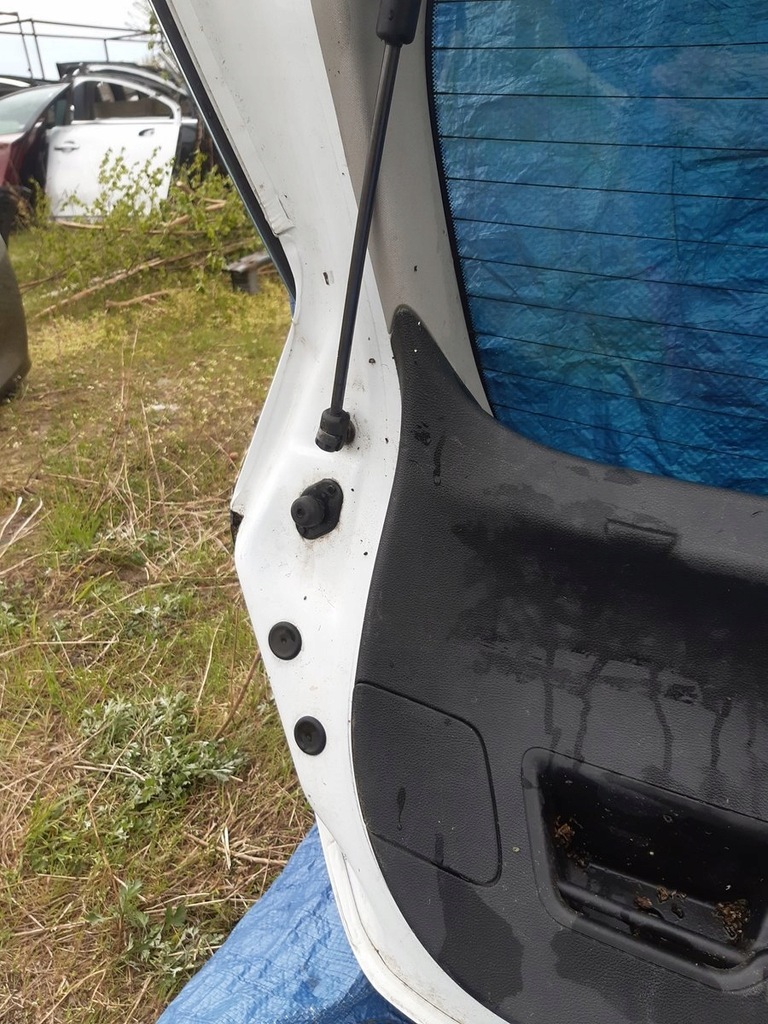 фото №13, Крышка багажника задняя opel astra j