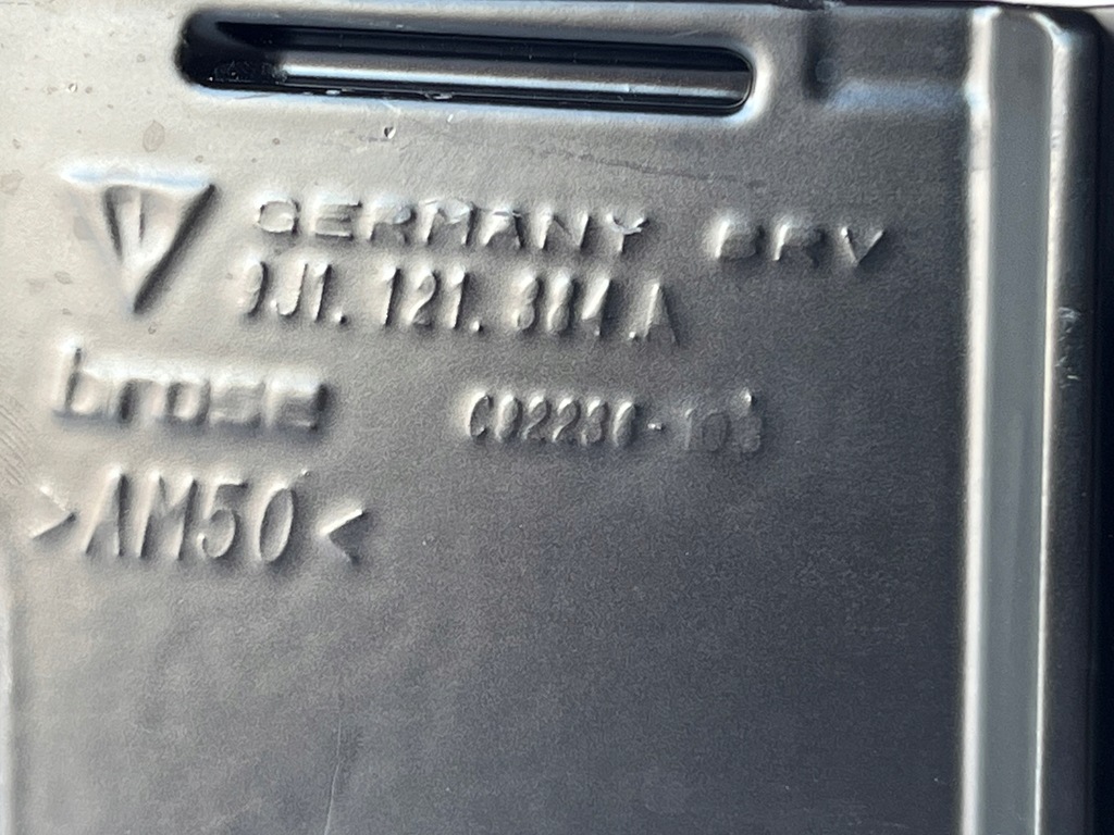 фото №6, Корпус вентилятора вентилятор porsche taycan 9j1